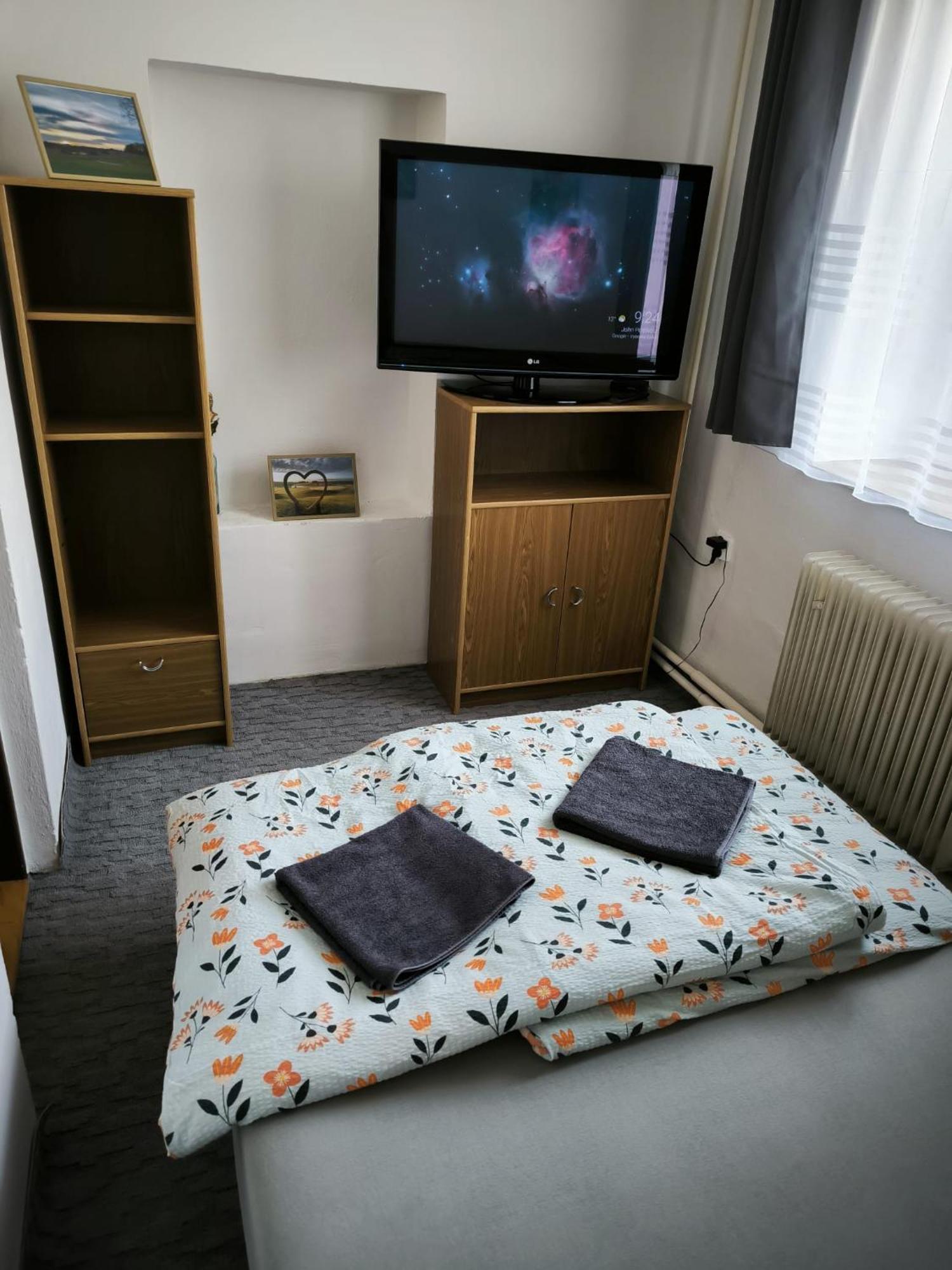 Apartman U Potoka Kestrany Eksteriør bilde